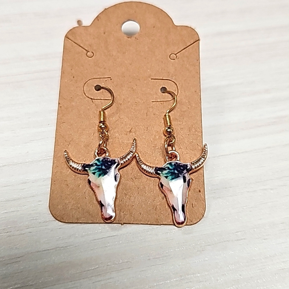 Cow skull Bronze handmade earrings Nwt